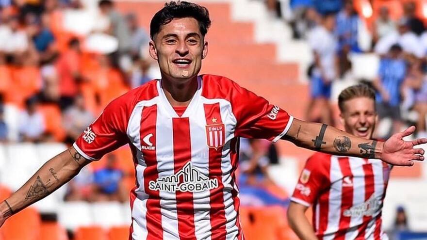 Jugador de Estudiantes que convulsionó en pleno partido está estable