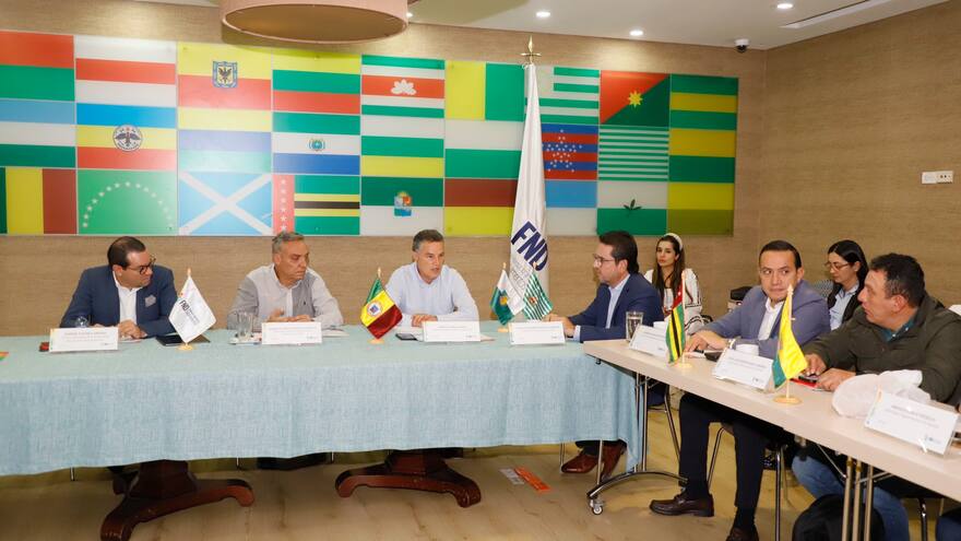 Todo listo para el primer encuentro entre gobernadores actuales y electos