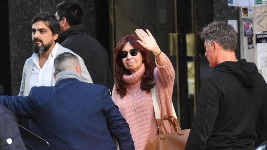 Justicia argentina ordena liberar a miembros de grupo radical que amenazó a Cristina Fernández