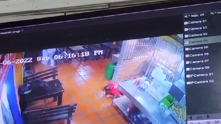 Sujetos en moto balean a hombre en restaurante de la carrera 19