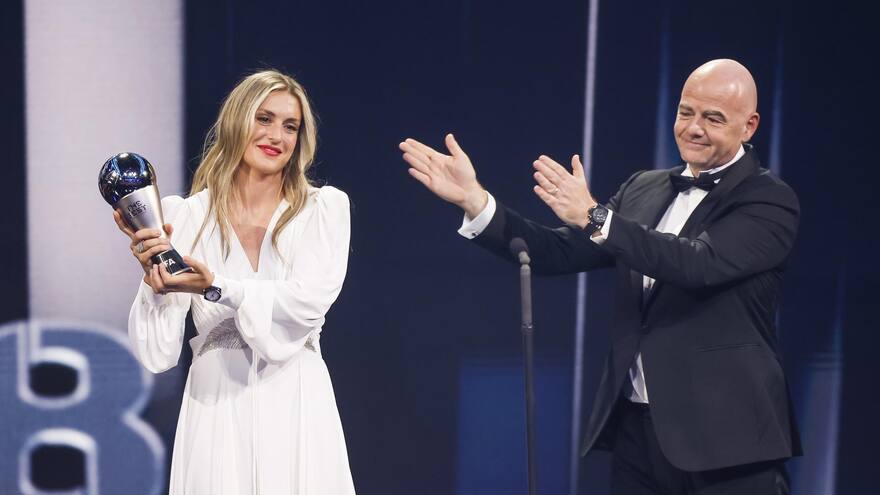 Alexa Putellas se acredita como la mejor jugadora del año