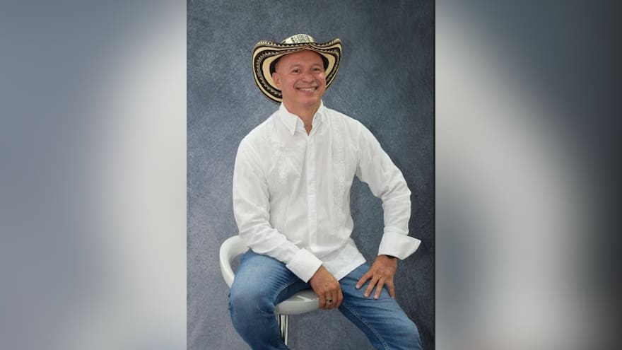 El profe William Caldera es el orgullo de la región Caribe ante el mundo