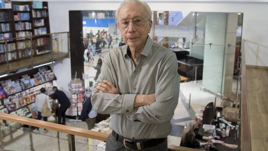 Muere Felipe Ossa, el decano de los libreros colombianos