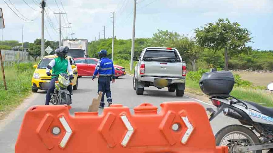 Suspenden uso del Puente Papiros por 'mal' estado
