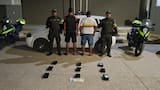Capturan en vías de Cartagena a dos hombres que transportaban 9 panelas de coca