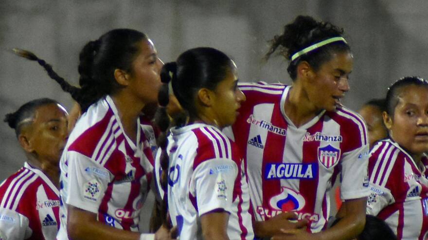 Las Tiburonas regresan al triunfo con goleada al Pereira
