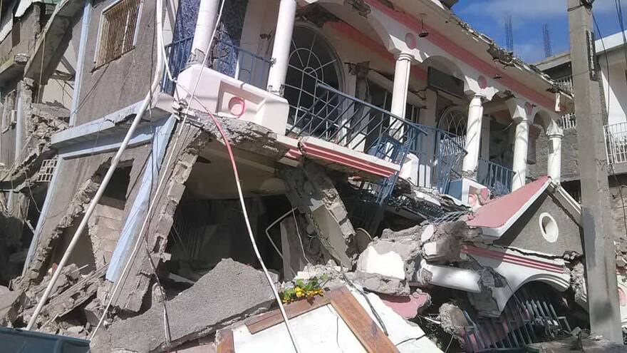 Primer ministro de Haití califica de 'dramática' la situación por terremoto