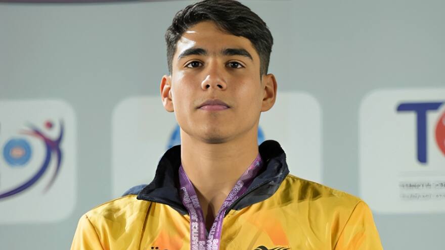 Ángel Barajas también logra el título mundial júnior de paralelas