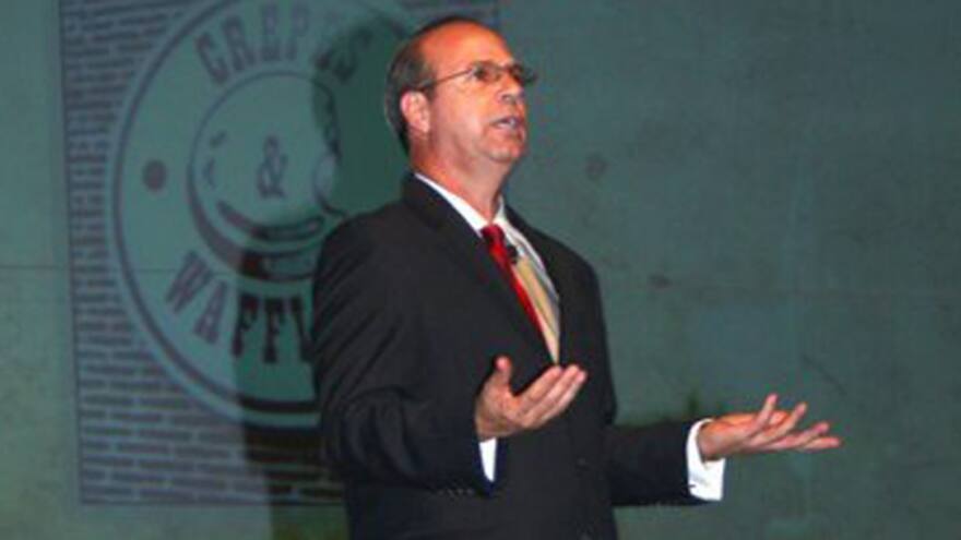 Con un servicio estratégico, las empresas ganan clientes: Iván Mazo