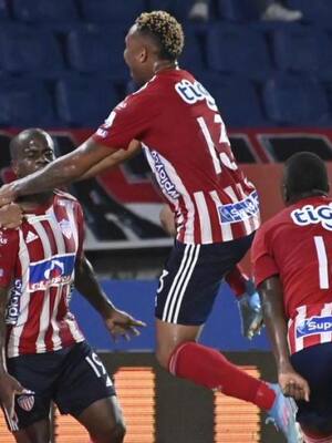 Junior jugó su mejor partido