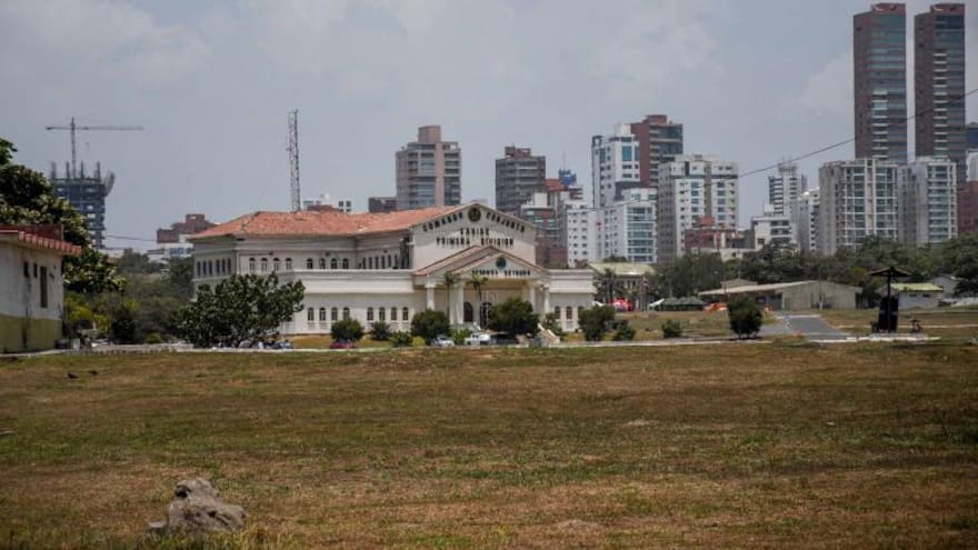 Revive propuesta para adelantar la reubicación del Batallón Paraíso