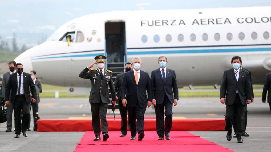 Iván Duque llega a Ecuador para abordar temas de seguridad y cooperación bilateral