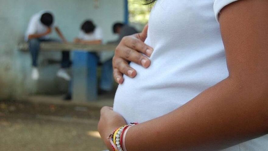 Se dispararon los casos de embarazo adolescente en Colombia