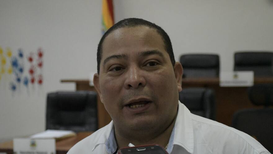 Concejal Carbó cuestiona elección de Contralor (e)