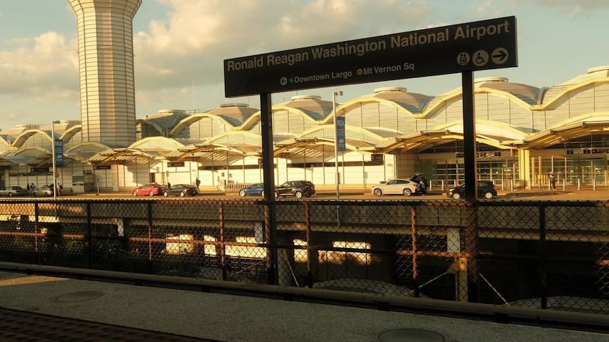 Emergencia por amenaza de bomba en vuelo de United Airlines en Washington