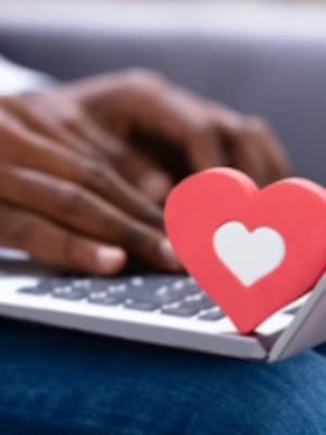 Tú, yo, las aplicaciones, el mundo| columna de Fabrina Acosta