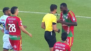 José Cuenú, suspendido tres partidos tras su expulsión ante Fortaleza