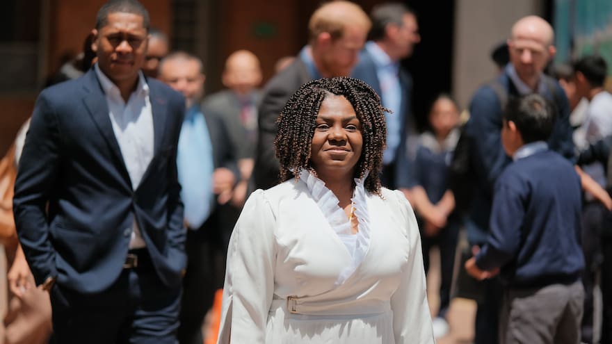 Vicepresidenta fue trasladada a clínica de Bogotá por gastritis