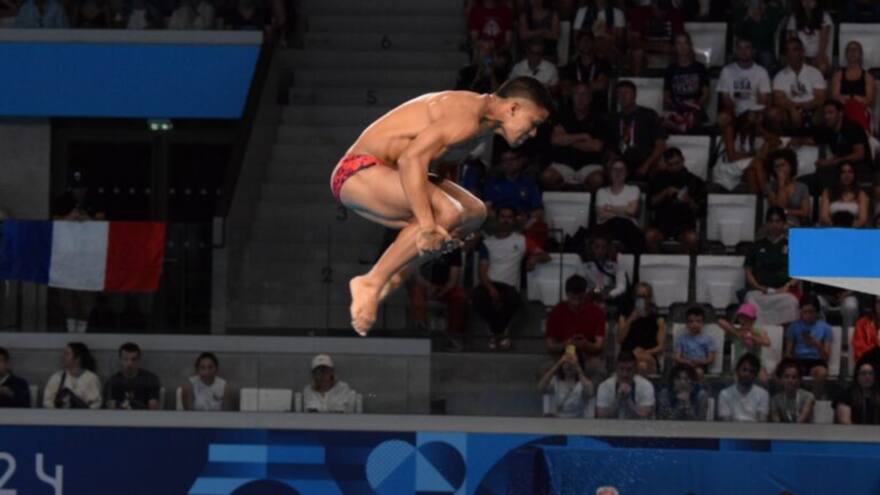 Luis Felipe Uribe clasificó a la final de clavados en los Olímpicos