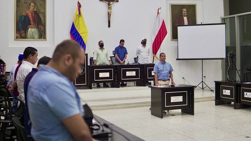 Asamblea del Atlántico pone lupa a inversiones en vías y educación