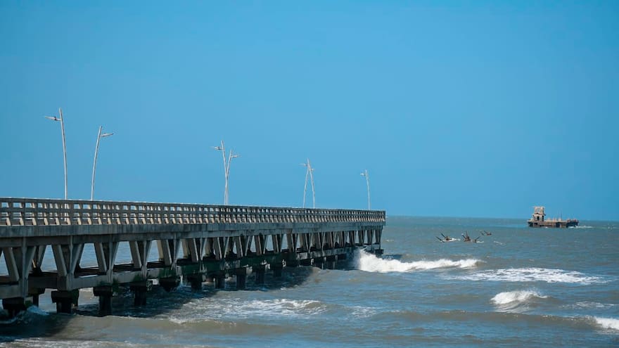 El muelle es símbolo de la cultura y la migración en Colombia: Duque