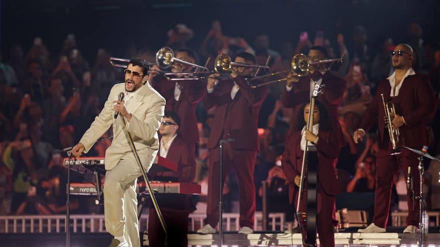 Super Bowl: ¿A qué hora será el show de entretiempo con Bad Bunny este domingo?