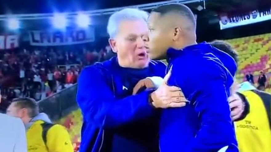 En bochornosa pelea terminó la clasificación de Santa Fe en la Copa Colombia