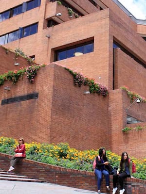 El Externado: 140 años