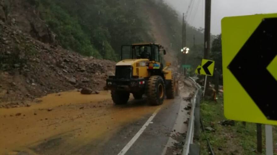 Aparecen nuevas grietas en montaña en el kilómetro 58 de la vía al Llano