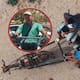 Gobernación de La Guajira entrega motocarro a familia que trabajaba con un vehículo de tracción animal