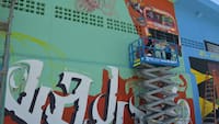 Malecón de Rebolo se llena de color con nueva galería urbana: 50 murales cuentan la historia de la ciudad