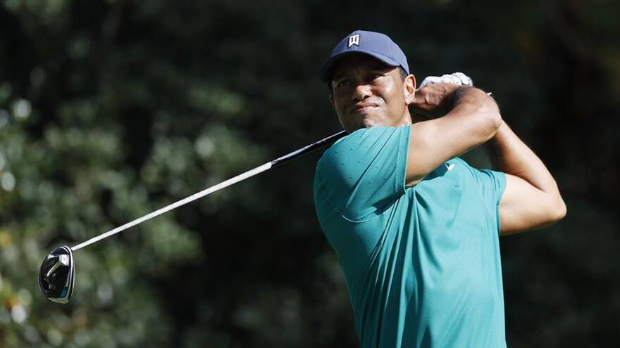 'Woods sufre múltiples lesiones en piernas', dice su representante