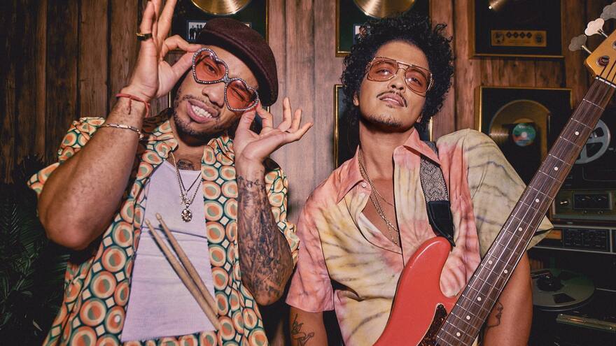Bruno Mars lanza el primer tema de su disco con Anderson Paak