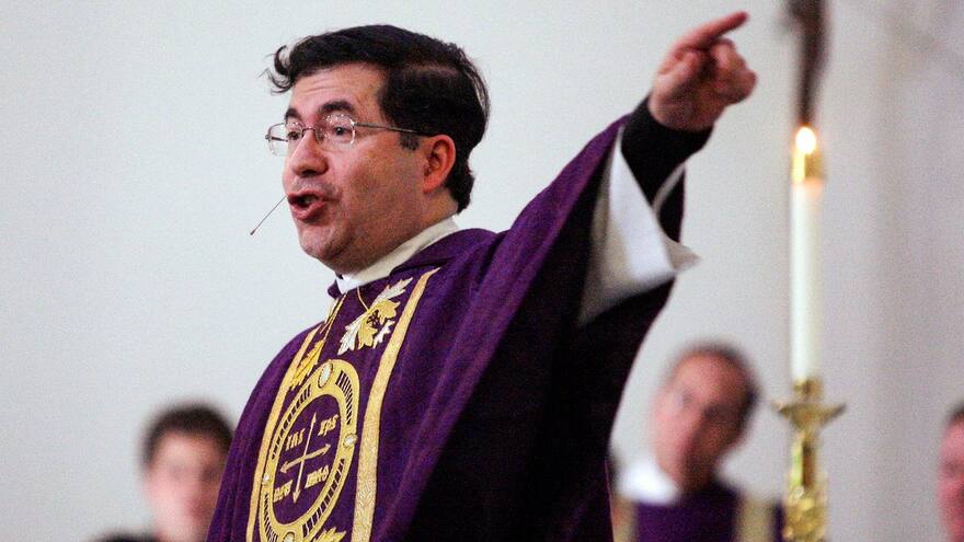 Frank Pavone: el sacerdote líder contra el aborto en los Estados Unidos fue destituido por el Vaticano