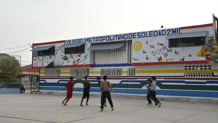 Retiro de becas en Soledad pone en vilo formación de estudiantes