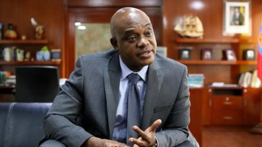 Canciller de Colombia instó al conteo de votos en Venezuela