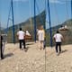 Turistas caen a un precipicio tras fallo de columpio en Rusia