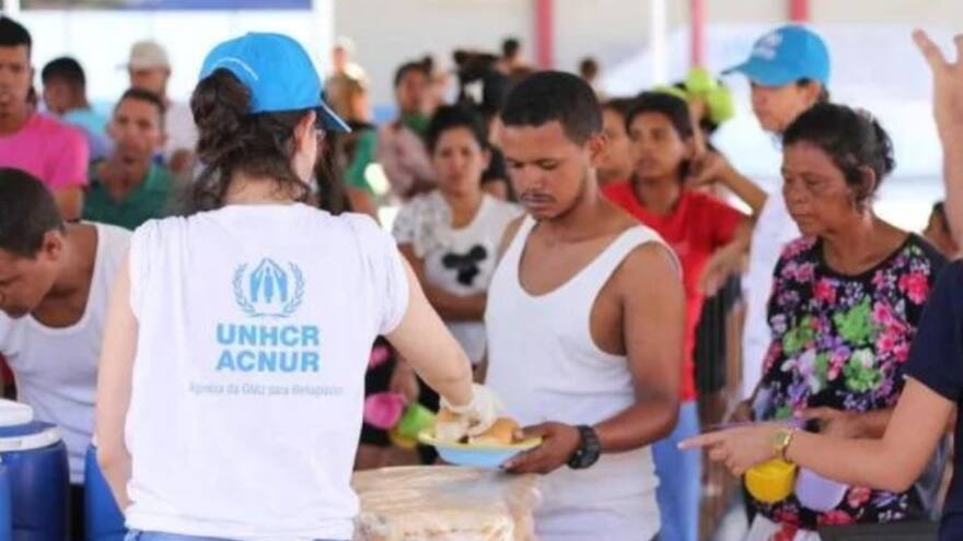 Firman acuerdo para la protección de migrantes y refugiados