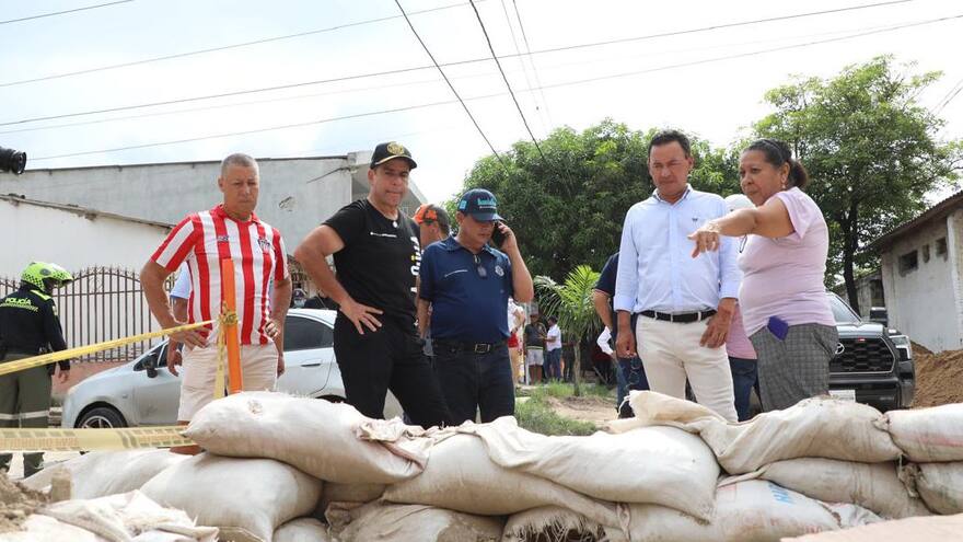 “No nos vamos hasta que las calles estén pavimentadas': Char en Simón Bolívar