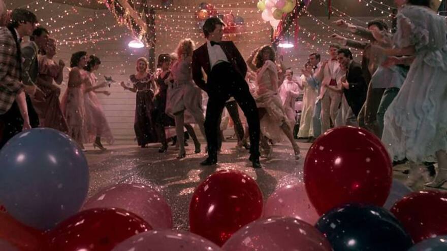 ‘Footloose’ cumple 40 años de su estreno y vuelve a brillar en Netflix