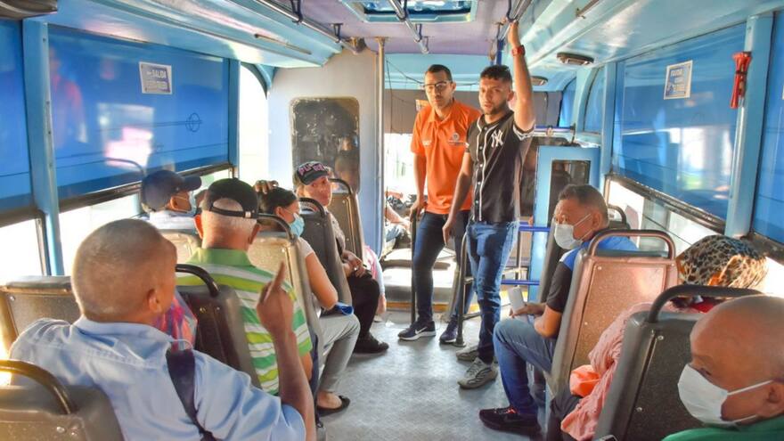 En Santa Marta: choferes de buses de triple choque piden disculpas a los usuarios del servicio