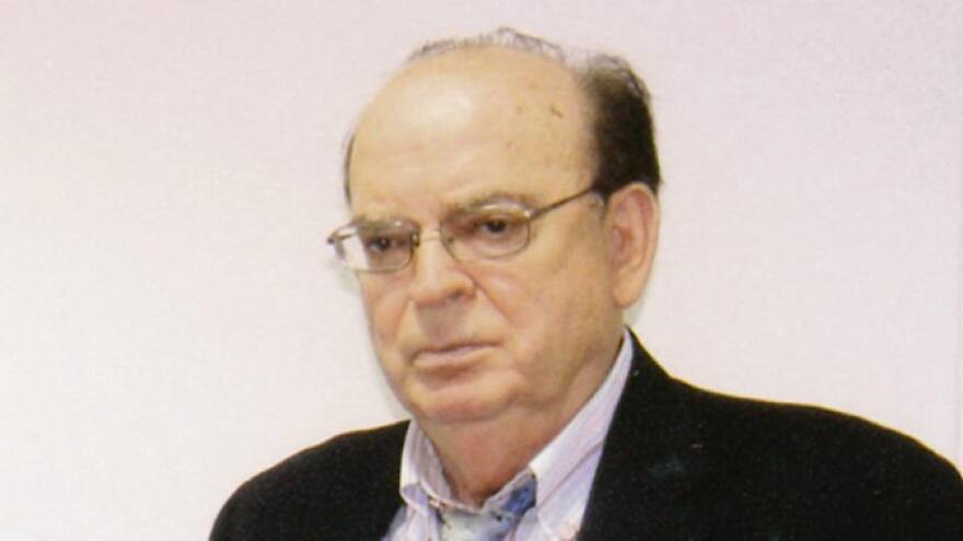 Al inolvidable profesor Jesús Sáez de Ibarra