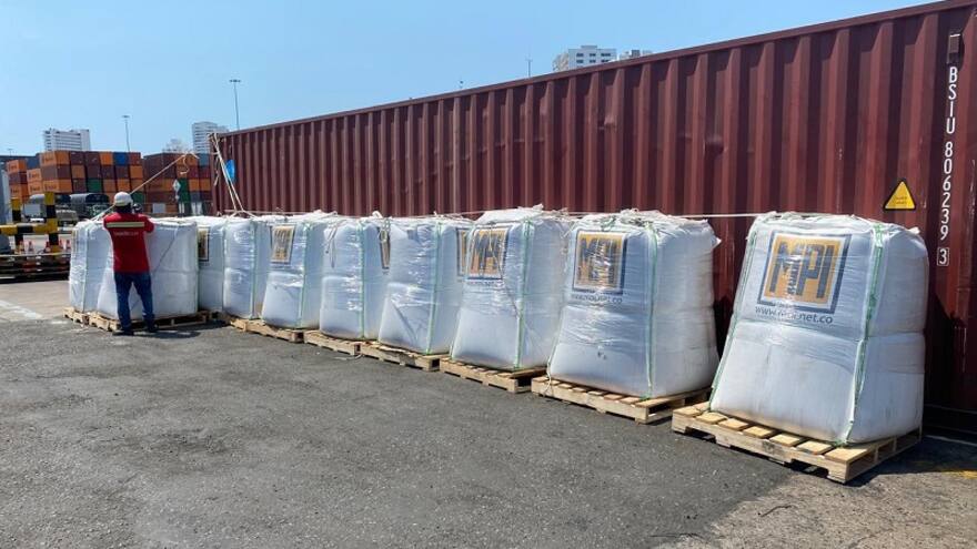 Ecopetrol hizo la primera exportación de asfalto con plástico reciclado