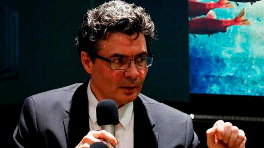 División en la ASI por apoyo a Alejandro Gaviria