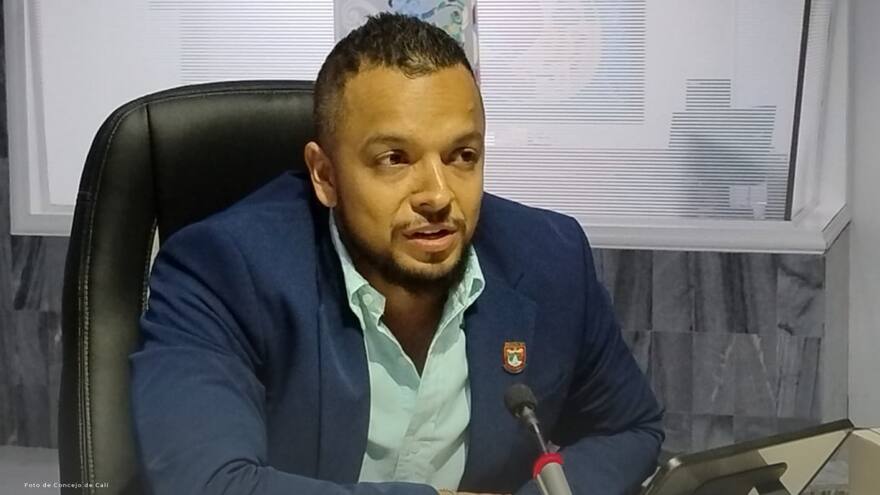 Investigan a Andrés Escobar por presunto uso indebido de vehículo de la UNP