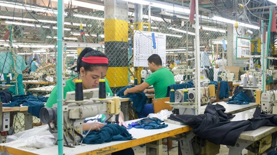 Economía de Colombia mantuvo decrecimiento en octubre, según el ISE