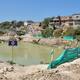 Pozo de agua alerta a los habitantes de la urbanización La Playa