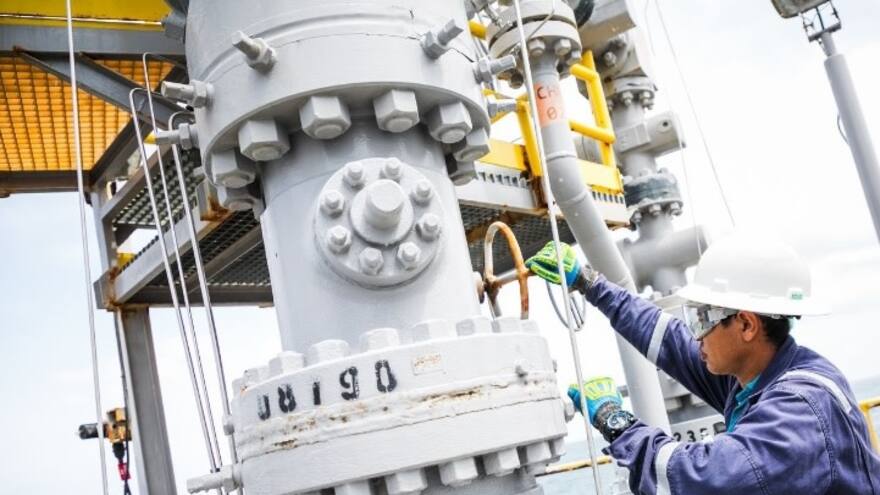 Colombia tiene actividades creciendo poco y la industria en terreno negativo