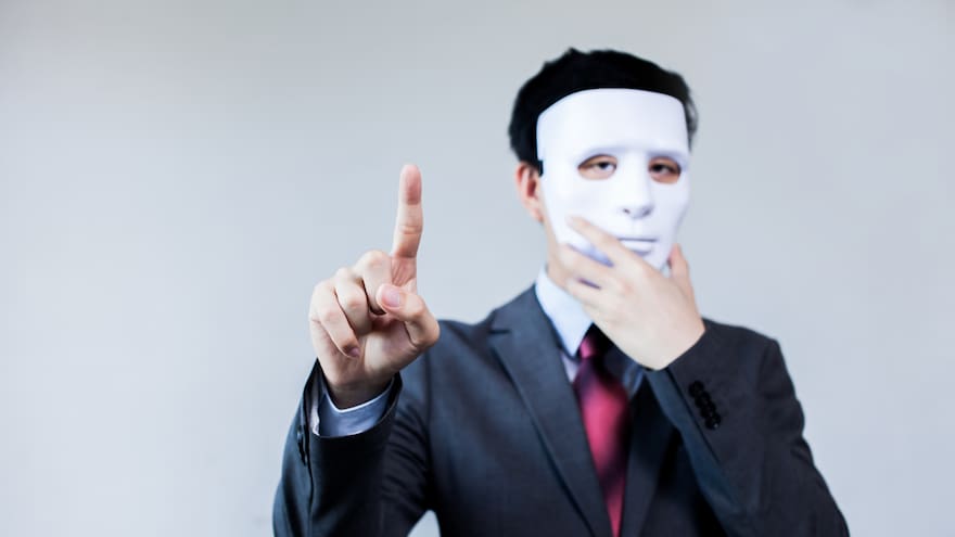 Corte Constitucional ordena suspender cobros bancarios a víctimas de suplantación de identidad