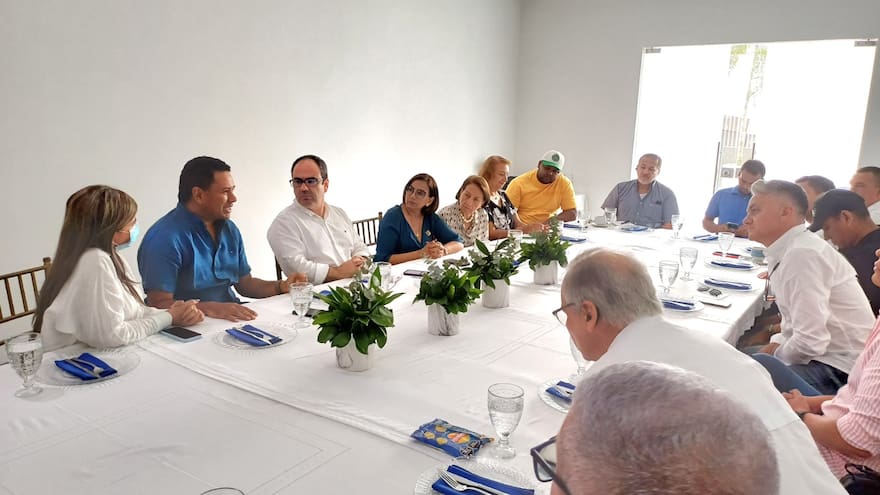 Sucre: Gabriel Vallejo Chujfi , director nacional del partido Centro Democrático, aseguró que el país “está requiriendo mano firme y corazón grande”